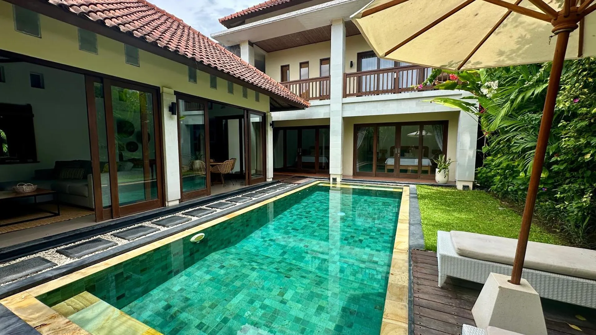 Villa Oliver Luxury 3Br Inc Breakfast And Airport Pickup Canggu