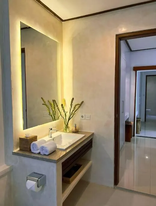 Villa Oliver Luxury 3Br Inc Breakfast And Airport Pickup Canggu  Indonesia