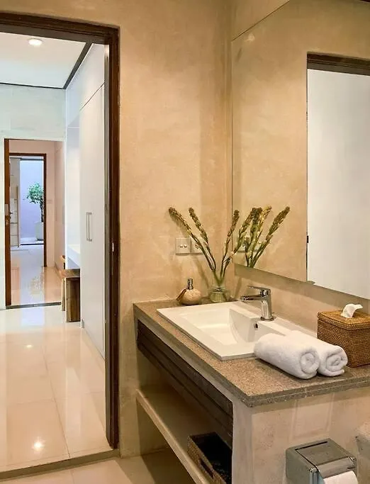 Villa Oliver Luxury 3Br Inc Breakfast And Airport Pickup Canggu