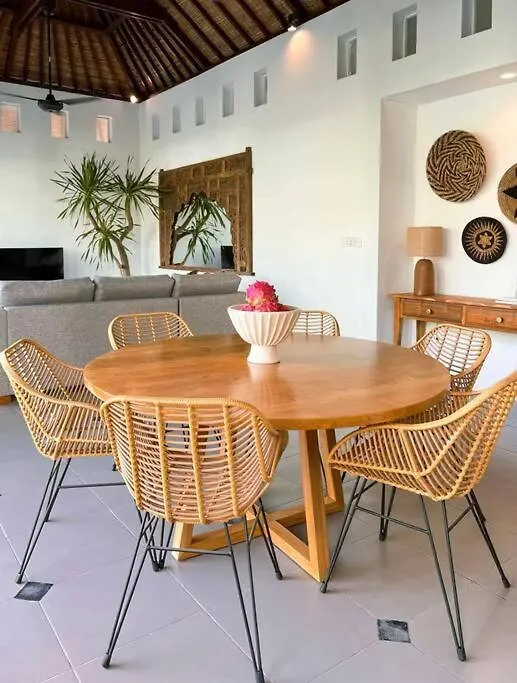 Villa Oliver Luxury 3Br Inc Breakfast And Airport Pickup Canggu  0*, Canggu (Bali) Indonesia