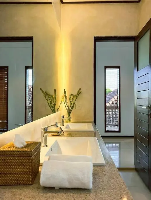 Villa Oliver Luxury 3Br Inc Breakfast And Airport Pickup Canggu  Indonesia