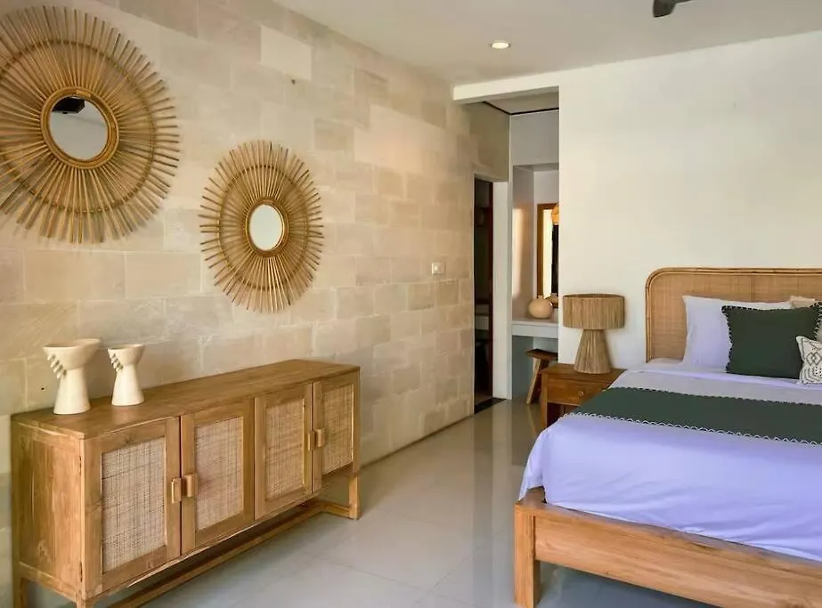 Villa Oliver Luxury 3Br Inc Breakfast And Airport Pickup Canggu   Canggu (Bali)