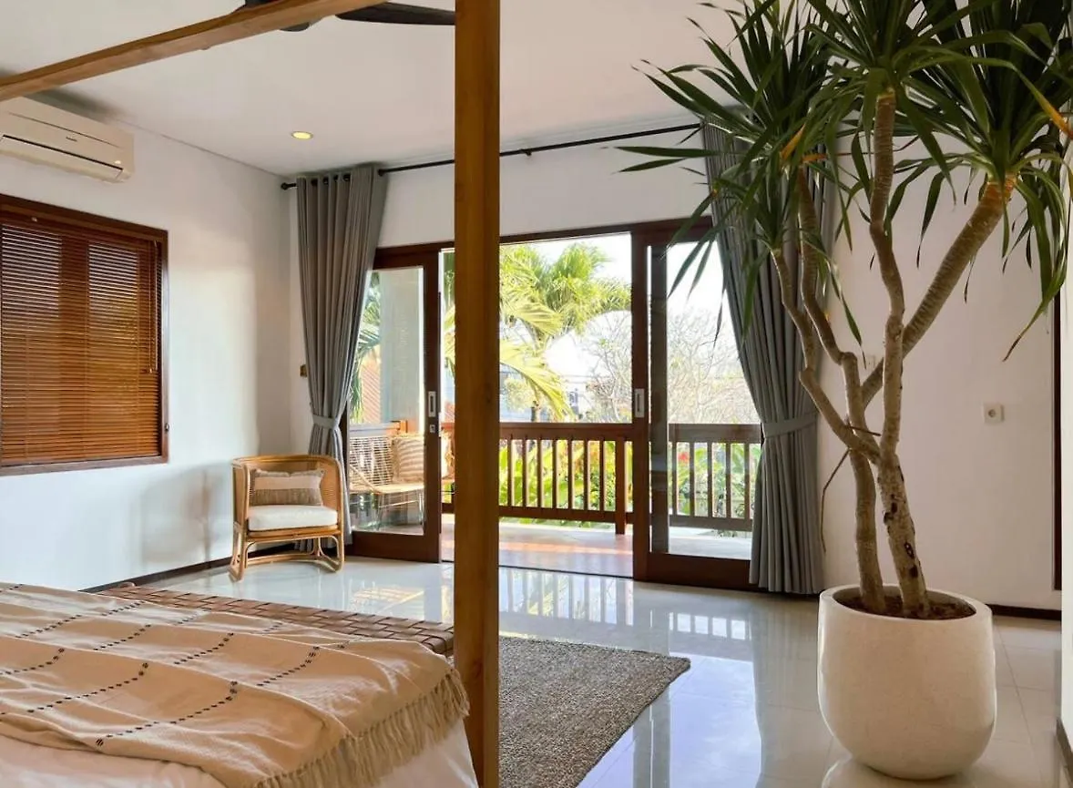 Villa Oliver Luxury 3Br Inc Breakfast And Airport Pickup Canggu  0*, Canggu (Bali)