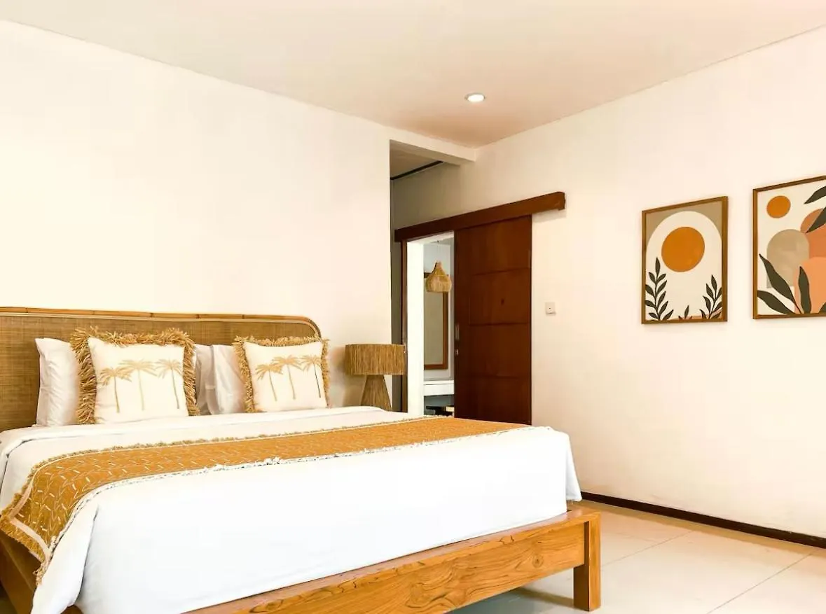 Villa Oliver Luxury 3Br Inc Breakfast And Airport Pickup Canggu